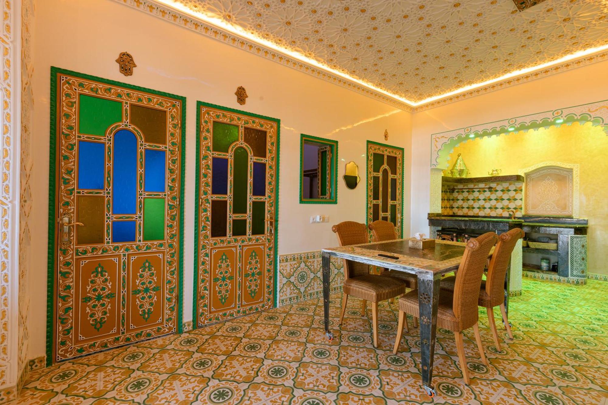 Colorful Traditional Riad W/Views Of Spain Tangier Exterior photo