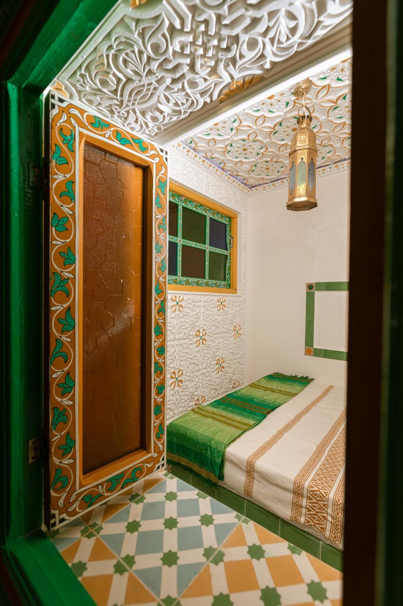 Colorful Traditional Riad W/Views Of Spain Tangier Exterior photo