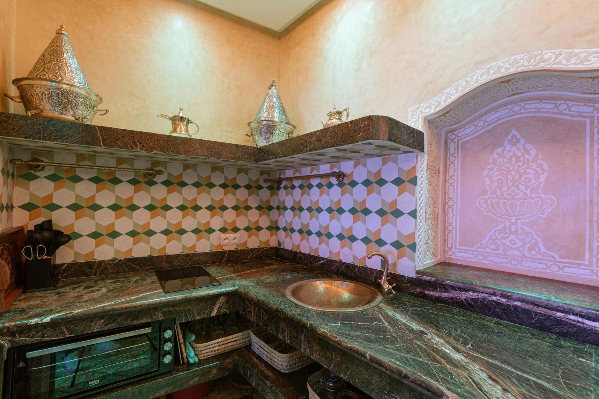 Colorful Traditional Riad W/Views Of Spain Tangier Exterior photo