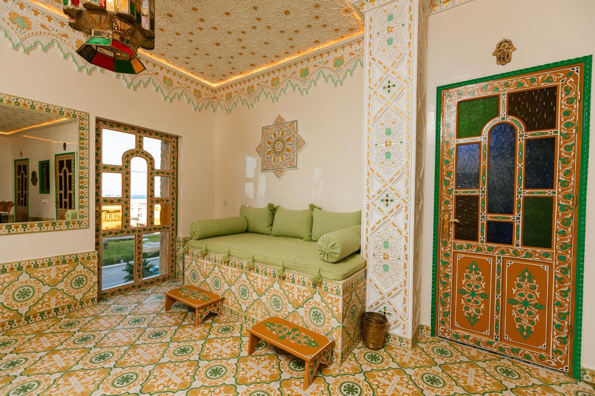 Colorful Traditional Riad W/Views Of Spain Tangier Exterior photo