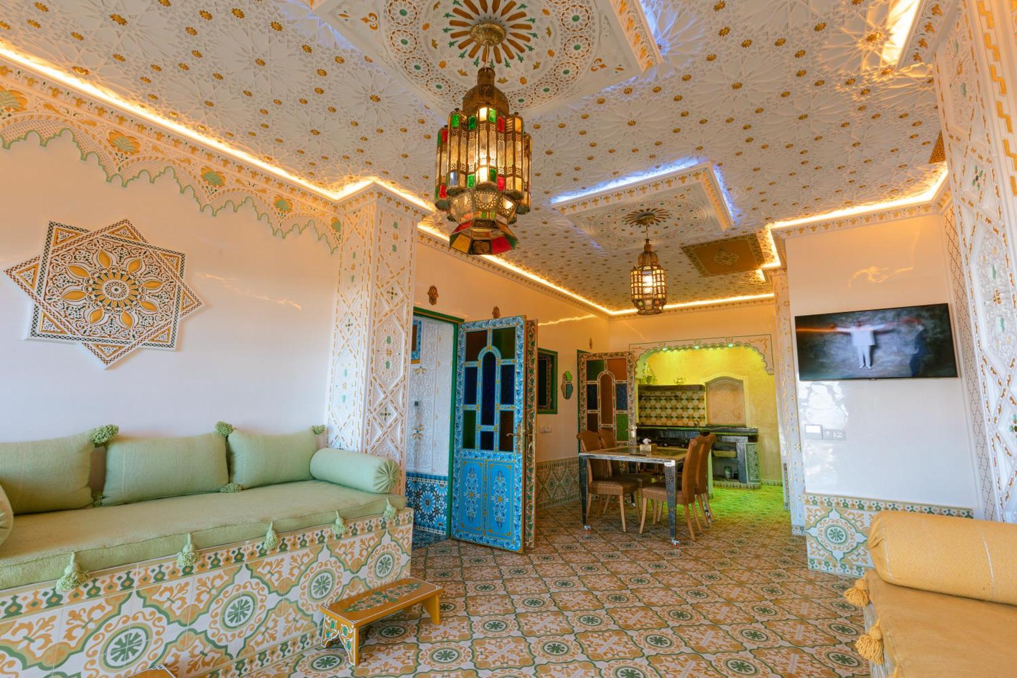Colorful Traditional Riad W/Views Of Spain Tangier Exterior photo