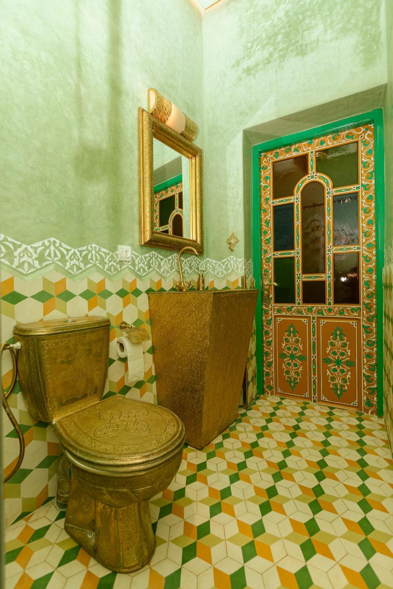 Colorful Traditional Riad W/Views Of Spain Tangier Exterior photo