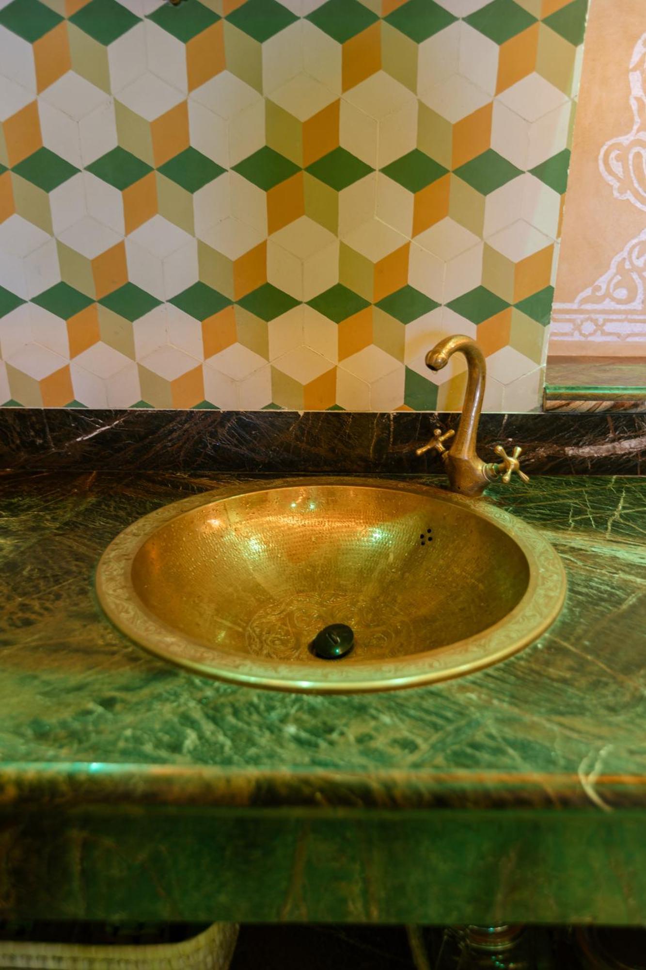Colorful Traditional Riad W/Views Of Spain Tangier Exterior photo