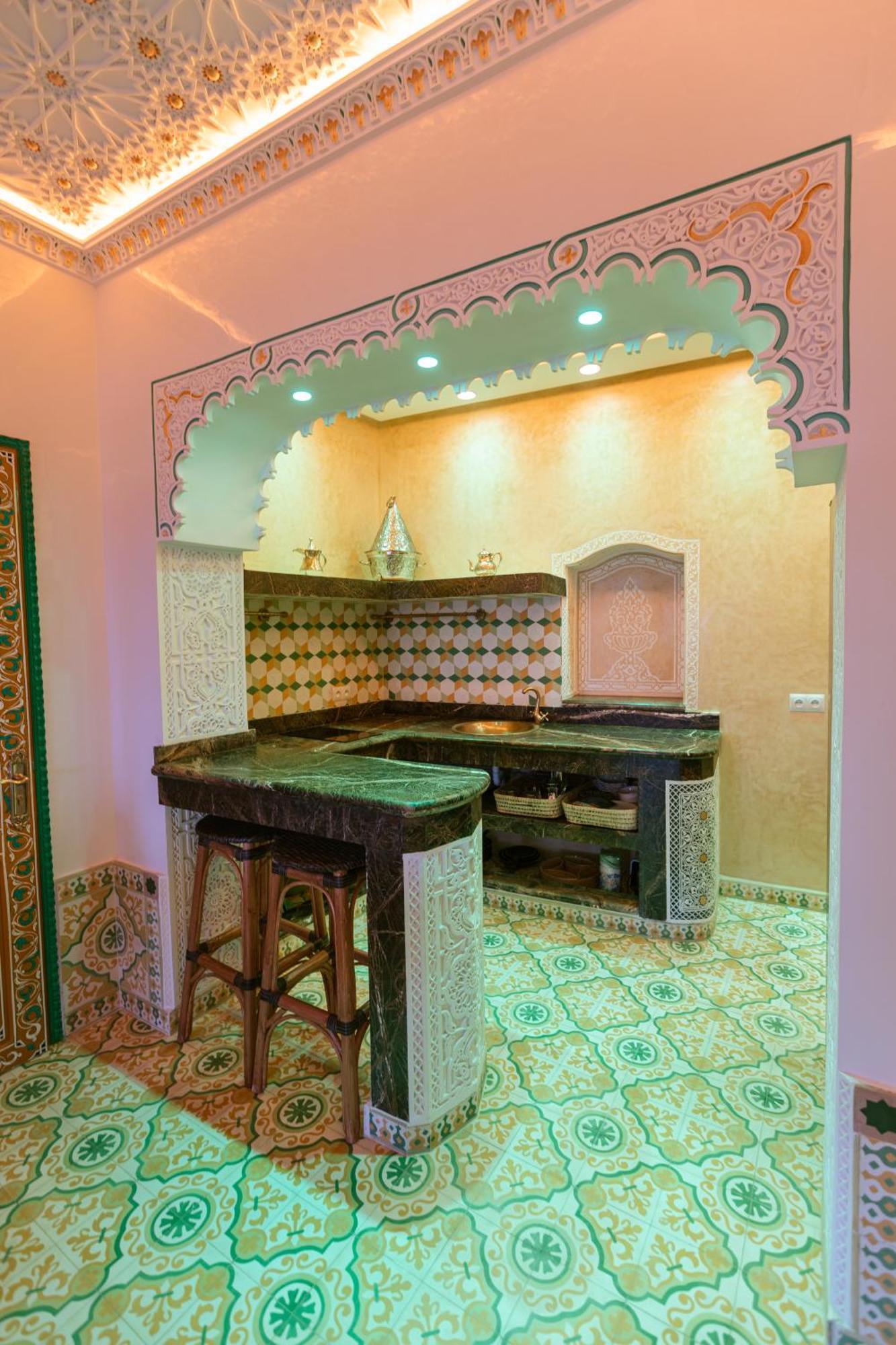 Colorful Traditional Riad W/Views Of Spain Tangier Exterior photo